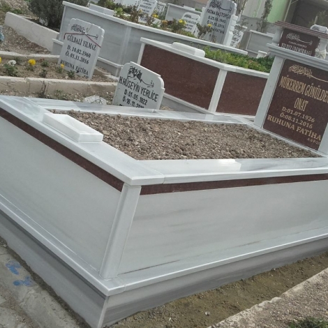 baş taşı mermer çerçeveli granit baş taşlı granit şeritli mermer mezar