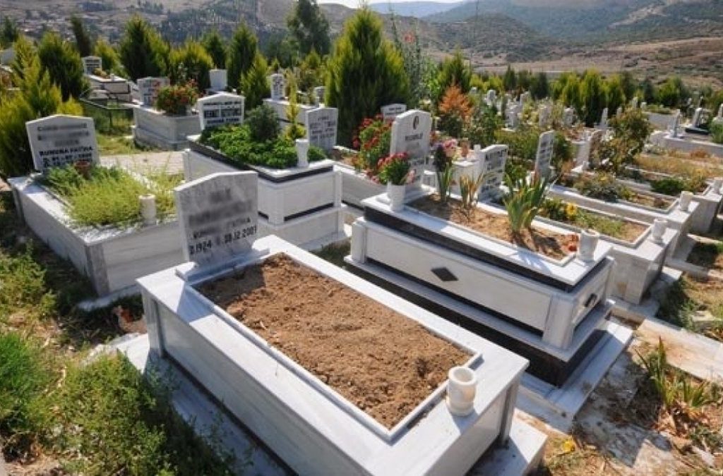 mezarlık